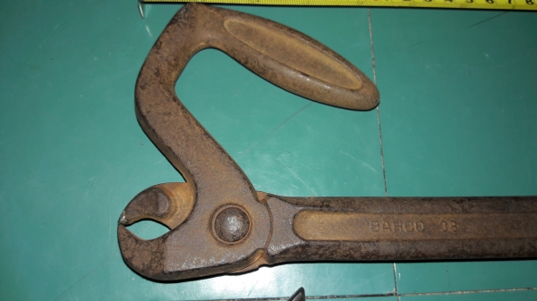 ขายคีมถอนตะปูBAHCO  MADE IN  INDIA.และคีมเก่าเยอรมันแพ็คคู่