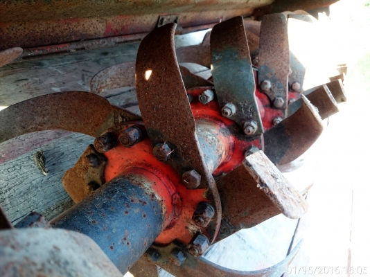 ขายโรตารี่ ช้าง รุ่น 180  พร้อมยอย พร้อมใช้สภาพดี เก่าเก็บไม่ค่อยได้ใช้งาน ใบเต็ม สีเดิม