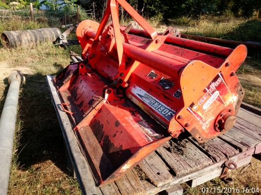 ขายโรตารี่ ช้าง รุ่น 180  พร้อมยอย พร้อมใช้สภาพดี เก่าเก็บไม่ค่อยได้ใช้งาน ใบเต็ม สีเดิม