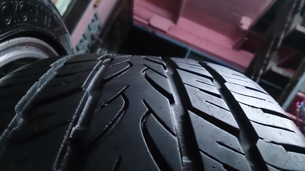 ล้อแม็กซ์ 17กว้าง7 et45 4รู100และ114 ติดยาง Yokohama Adrive R1