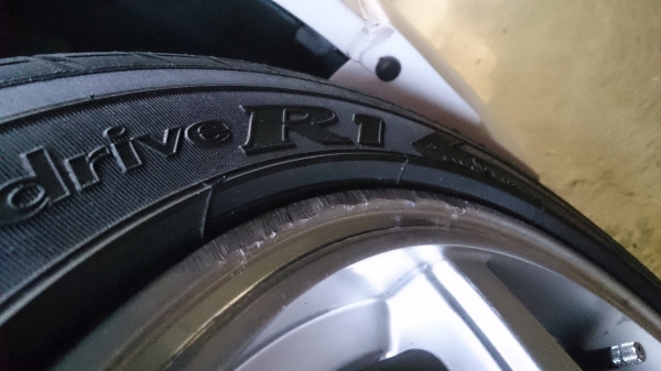 ล้อแม็กซ์ 17กว้าง7 et45 4รู100และ114 ติดยาง Yokohama Adrive R1