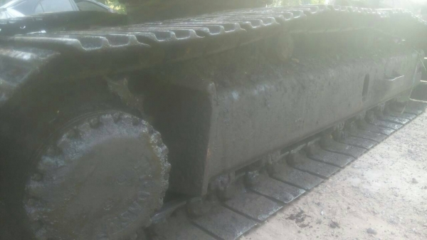 ขายรถแบคโฮ KOMATSU  pc 200-2 เครื่องเดิมปั้มเดิมเอวแน่นช่วงล่างเต็มพร้อมใช้ราคา255,000 090-772-3710 090-772-3708