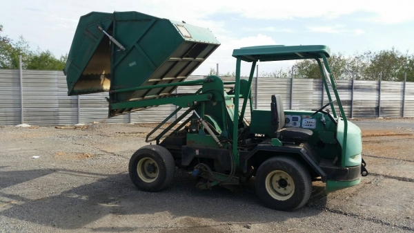 ขาย รถดูดฝุ่น ทำความสะอาด กวาดพื้นถนน โรงงานเอนกประสงค์ MARUNAKA TDV-60 เครื่อง KUBOTA ดีเชล 4 สูบ