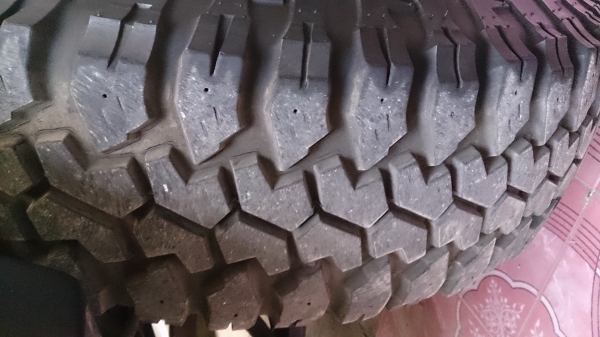 Maxxis 762 ขนาด 255 85 r16 มี 4 เส้น ปี 08-09 สภาพเกือบ 100 เต็ม