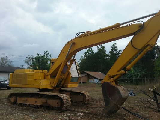 ขาย 365,000 รถแบคโฮ KATO  V 2 เครื่อง 6 D14 ปั้มK3Vช่วงล่างสวยพร้อมใช้ 090-772-3710 090-772-3708