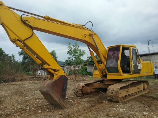 ขาย 365,000 รถแบคโฮ KATO  V 2 เครื่อง 6 D14 ปั้มK3Vช่วงล่างสวยพร้อมใช้ 090-772-3710 090-772-3708