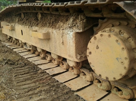 ขาย 365,000 รถแบคโฮ KATO  V 2 เครื่อง 6 D14 ปั้มK3Vช่วงล่างสวยพร้อมใช้ 090-772-3710 090-772-3708