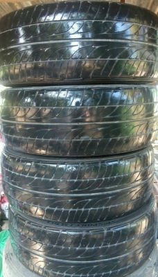 ขายยาง 215-45-17 Dunlop SP SPORT LM703 เส้นละ 500 บาท
