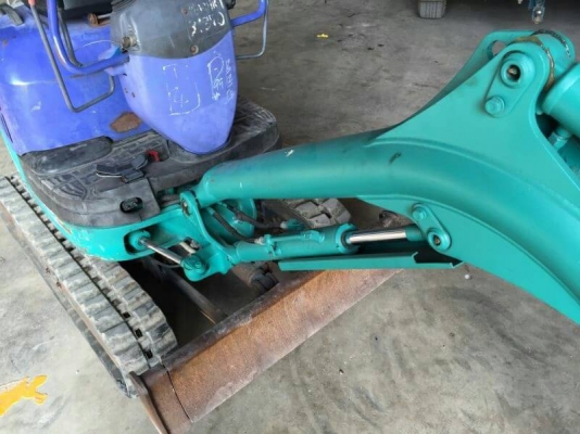 ขาย 265,000 รถแบคโฮ KOMATSU pc 10 รถเก่านอกแท้ไม่เคยใช้งานในเมืองไทยรถสวยพร้อมใช้ราคาถูก 090-772-3710 090-772-3708 ขาย 265,000 รถแบคโฮ KOMATSU pc 10 รถเก่านอกแท้ไม่เคยใช้งานในเมืองไทยรถสวยพร้อมใช้ราคาถูก 090-772-3710 090-772-3708