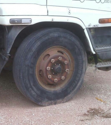 หกล้อ อีซูซุFTR33P2-200ยูโร2ปี47 กะบะเหล็อกค็อกสูงยาว7.20ม สภาพดีเดิมพร้อมใช้งาน ทะเบียนพร้อมโอน