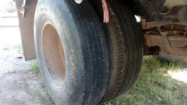 หกล้อ อีซูซุ NKR 115-DBD1ฝาดำ ช่วงยาว4.30ม เกียร์สั้น สภาพดีสวยบางเดิม ยกหัวได้ พร้อมใช้งาน ทะเบียนพร้อมโอน