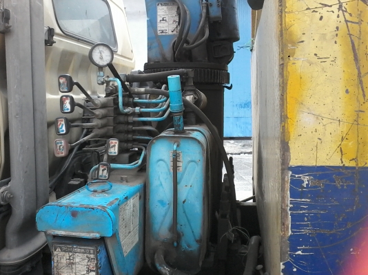 ขาย หกล้อติดเครน HINO FC3W  สภาพพร้อมใช้งาน เครน3ตันSUPER Z เครื่องWO6D หกสูบ คัชชีสวยทั้งเส้น เครื่องดี ยางพร้อมใช้งาน เอกสารเล่มทะเบียนพน้อมโอน