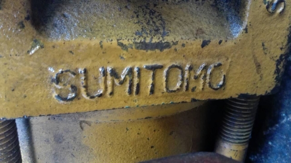 Sell>> ปั้มไฮดรอลิค SUMITOMO GEAR PUMP สภาพของใหม่เก่าเก็บยังไม่ได้ใช้งาน มาคู่ครับ.