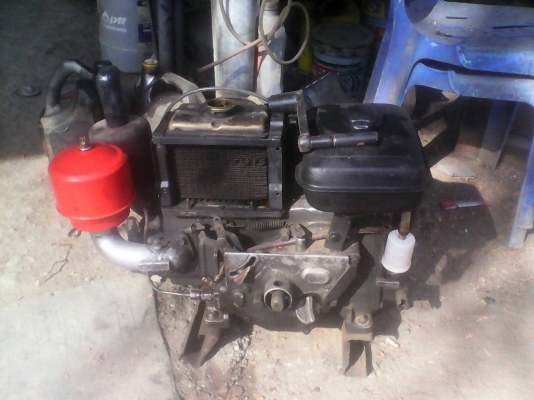 เครื่องตกแต่ง 6.5 แรง ใช้งานได้ปกติ