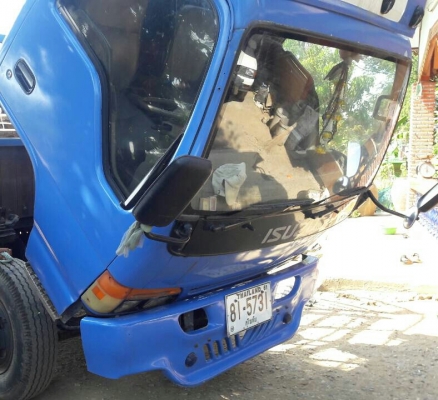 หกล้อ อีซูซุ NPR120 ปี44 พ.เวอร์ แอร์ ช่วงยาว4.3ม สภาพดีพร้อมใช้งาน ทะเบียนพร้อมโอน หกล้อ อีซูซุ NPR120 ปี44 พ.เวอร์ แอร์ ช่วงยาว4.3ม สภาพดีพร้อมใช้งาน ทะเบียนพร้อมโอน