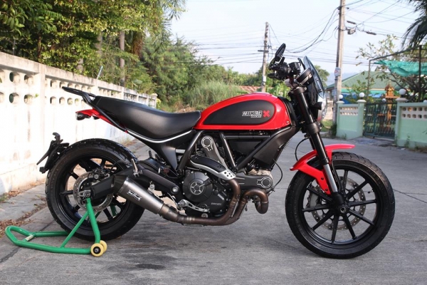 Ducati scrambler icon Year 2015