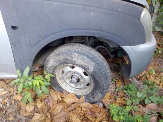 ขายซาก d max มีครบทั้งคัน ขายซาก d max มีครบทั้งคัน