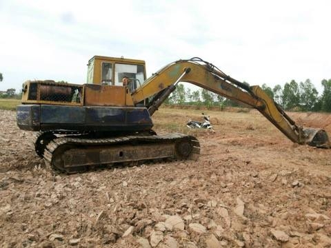 KOMATSU 120-3 เครื่องดี ใช้งานได้ดี สภาพพอใช้ ราคาไม่แพงครับ