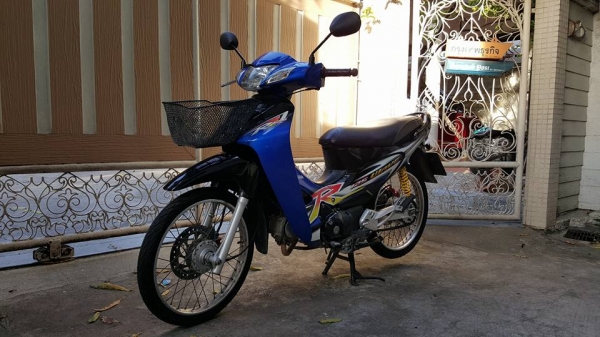 ขออนุญาติขาย HONDA WAVE 125R U-BOX ตัว TOP ดิสเบรคหน้าและหลัง ฟรีค่าโอน