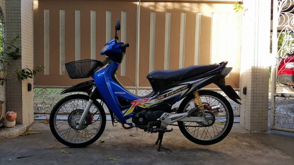 ขออนุญาติขาย HONDA WAVE 125R U-BOX ตัว TOP ดิสเบรคหน้าและหลัง ฟรีค่าโอน ขออนุญาติขาย HONDA WAVE 125R U-BOX ตัว TOP ดิสเบรคหน้าและหลัง ฟรีค่าโอน