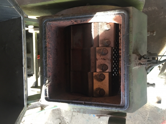 ขายเครื่องบดพลาสติก5แรงฝาสแตนเลสฟันแบบเขี้ยวขบก้อนได้ ขายเครื่องบดพลาสติก5แรงฝาสแตนเลสฟันแบบเขี้ยวขบก้อนได้