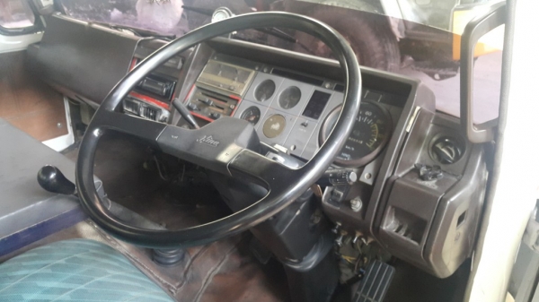 ขายหัว HINO F18