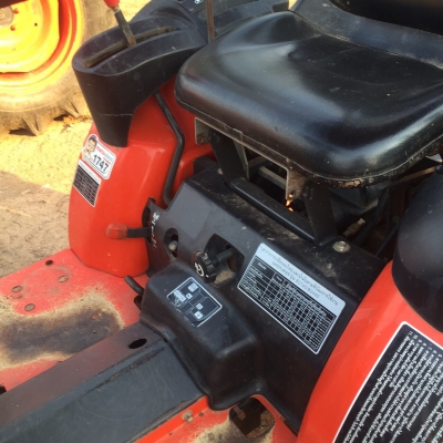 ขายคูโบต้าB2440พร้อมดันหน้า ราคา200,000บาท สภาพเดิมๆคับ ขายคูโบต้าB2440พร้อมดันหน้า ราคา200,000บาท สภาพเดิมๆคับ