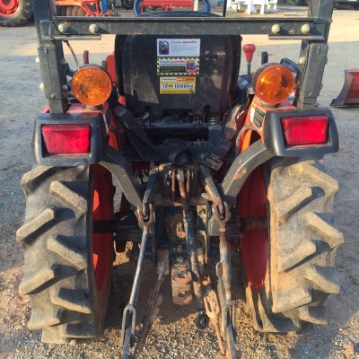 ขายคูโบต้าB2440พร้อมดันหน้า ราคา200,000บาท สภาพเดิมๆคับ ขายคูโบต้าB2440พร้อมดันหน้า ราคา200,000บาท สภาพเดิมๆคับ