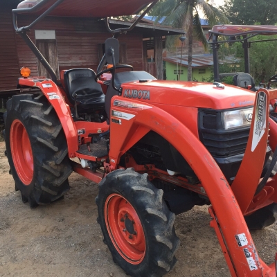 ขายคูโบต้าL4508DI  Special พร้อมดันหน้า สีเดิมๆคับ ราคา275,000.