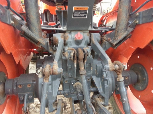 คูโบต้า L2808 4 WD ตัวเปล่าเดิมๆ แน่นๆ ทำงาน 920 ชั่วโมง..เล่มทะเบียนพร้อม