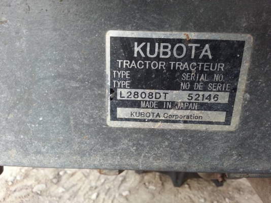 คูโบต้า L2808 4 WD ตัวเปล่าเดิมๆ แน่นๆ ทำงาน 920 ชั่วโมง..เล่มทะเบียนพร้อม