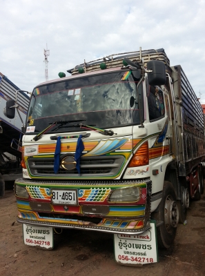 ขายHino mega 12ล้อ ดั้ม อู่เบิ้ม กระบะปรีเนียม ชุดใหญ่ ปี2546