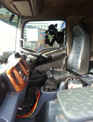 ขายHino mega 12ล้อ ดั้ม อู่เบิ้ม กระบะปรีเนียม ชุดใหญ่ ปี2546