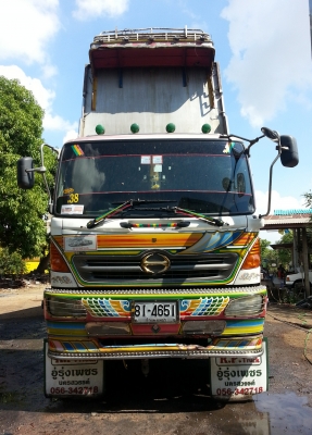 ขายHino mega 12ล้อ ดั้ม อู่เบิ้ม กระบะปรีเนียม ชุดใหญ่ ปี2546