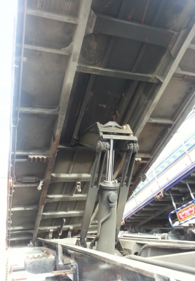 ขายHino mega 12ล้อ ดั้ม อู่เบิ้ม กระบะปรีเนียม ชุดใหญ่ ปี2546