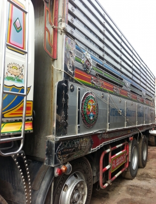 ขายHino mega 12ล้อ ดั้ม อู่เบิ้ม กระบะปรีเนียม ชุดใหญ่ ปี2546