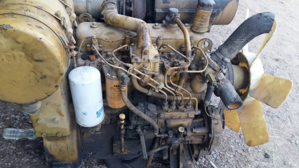 ขายเครื่อง KOMATSU 4สูบ TURBO ขายเครื่อง KOMATSU 4สูบ TURBO