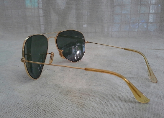 ต้นตำรับอภิแว่นตานายพลแมคอาร์เธอร์ B&amp;L RAY-BAN AVIATOR MacArthur  USA  58mm