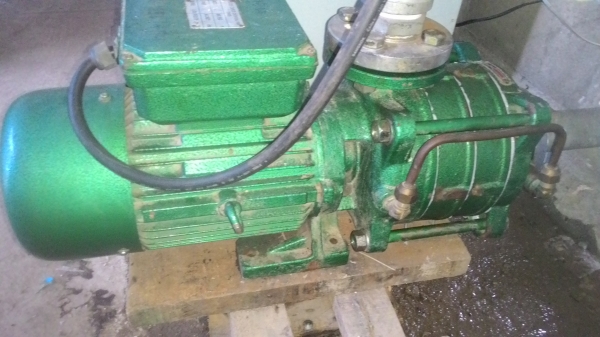 ขายปั๊มน้ำ 3 ใบพัด 4 hp ไฟ220v