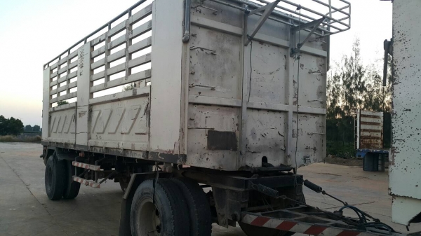 ขายด่วนลูกพ่วงสามมิตรไม่ดั้ม สวยๆ ยาว6.50 สูง1.90 คัสซีสวย ช่วงล่างดี ขายด่วนลูกพ่วงสามมิตรไม่ดั้ม สวยๆ ยาว6.50 สูง1.90 คัสซีสวย ช่วงล่างดี