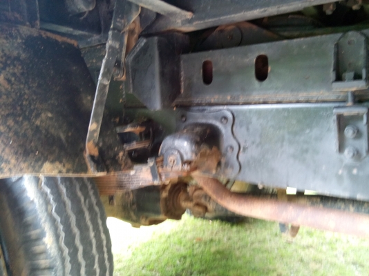 (ปิดการขายเรียบร้อย ขอบคุณนายหัวพลคับ)6 ล้อดั้มอีโน่ 145 แรงม้า   ติดเครน   2 ตัน -3  ชัก  (รถห้างแท้ ปี 39) พร้อมใช้งาน เล่มพร้อม...