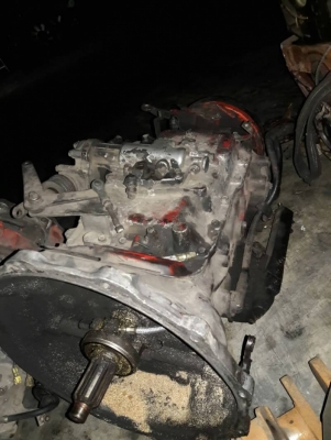 ขายเกียร์เปอร์เฟียฮีโน่ 8เกียร ์เดินหน้า 7เกียร์ เกียร์ดีสภาพสวยๆครับ มีแก้มเเกียร์และเพาเวอร์ชิฟครบ พร้อมใช้