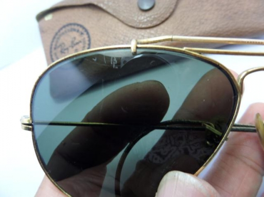 แว่นเรแบนของเก่าแท้