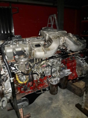 เครื่องสวยครับHINO=K13D--260แรงม้า(2K)เครื่องฟิตติดดีมากครับ