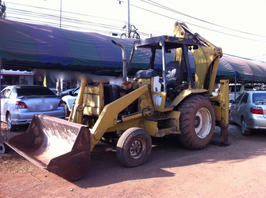 รถตัก / ตักหน้า ขุดหลัง.  ( เพลาเดียว. )     สนใจติดต่อ  081 - 6079515