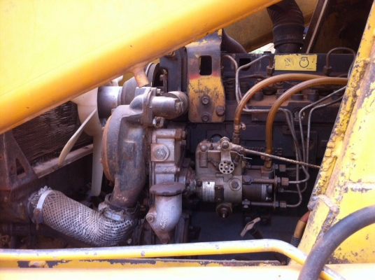 รถตัก / ตักหน้า ขุดหลัง.  ( เพลาเดียว. )     สนใจติดต่อ  081 - 6079515