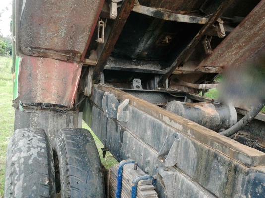 รถฮีโน่ 10 ล้อดั้ม FM227  220 แรงม้า. ปี 33 ( *** มีขาย 2 คัน. )     สนใจติดต่อ  081 - 6079515