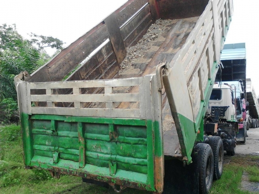 รถฮีโน่ 10 ล้อดั้ม FM227  220 แรงม้า. ปี 33 ( *** มีขาย 2 คัน. )     สนใจติดต่อ  081 - 6079515