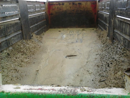 รถฮีโน่ 10 ล้อดั้ม FM227  220 แรงม้า. ปี 33 ( *** มีขาย 2 คัน. )     สนใจติดต่อ  081 - 6079515