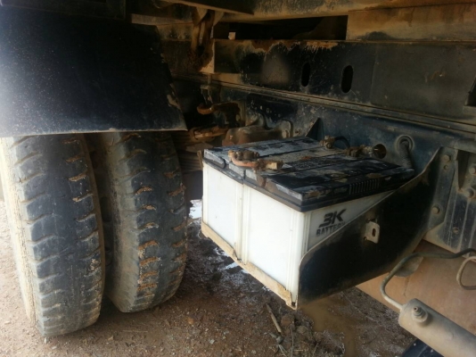 รถอีซูซุ 6 ล้อดั้ม FTR  200 แรงม้า. ปี 49.    สนใจติดต่อ  081 - 6079515